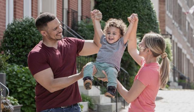 VPD Polio- toddler holding hands 